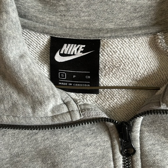 COPY - Nike sweatshirt - Picture 2 of 2